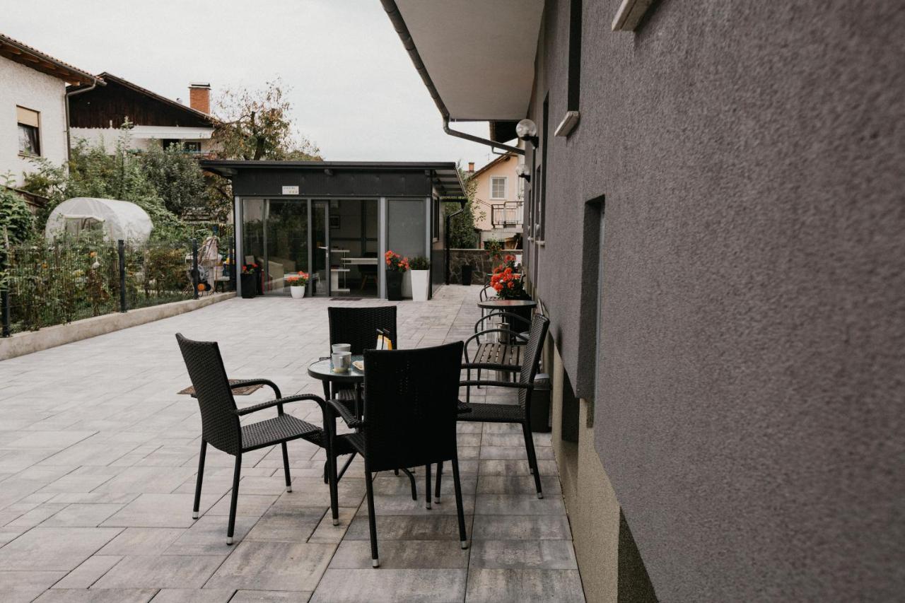 Apartments Drevi Ljubljana Buitenkant foto