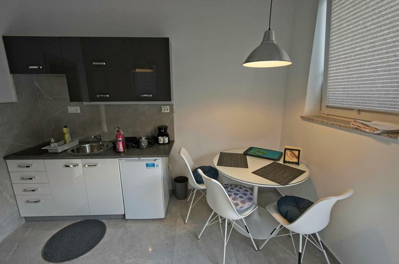 Apartments Drevi Ljubljana Buitenkant foto