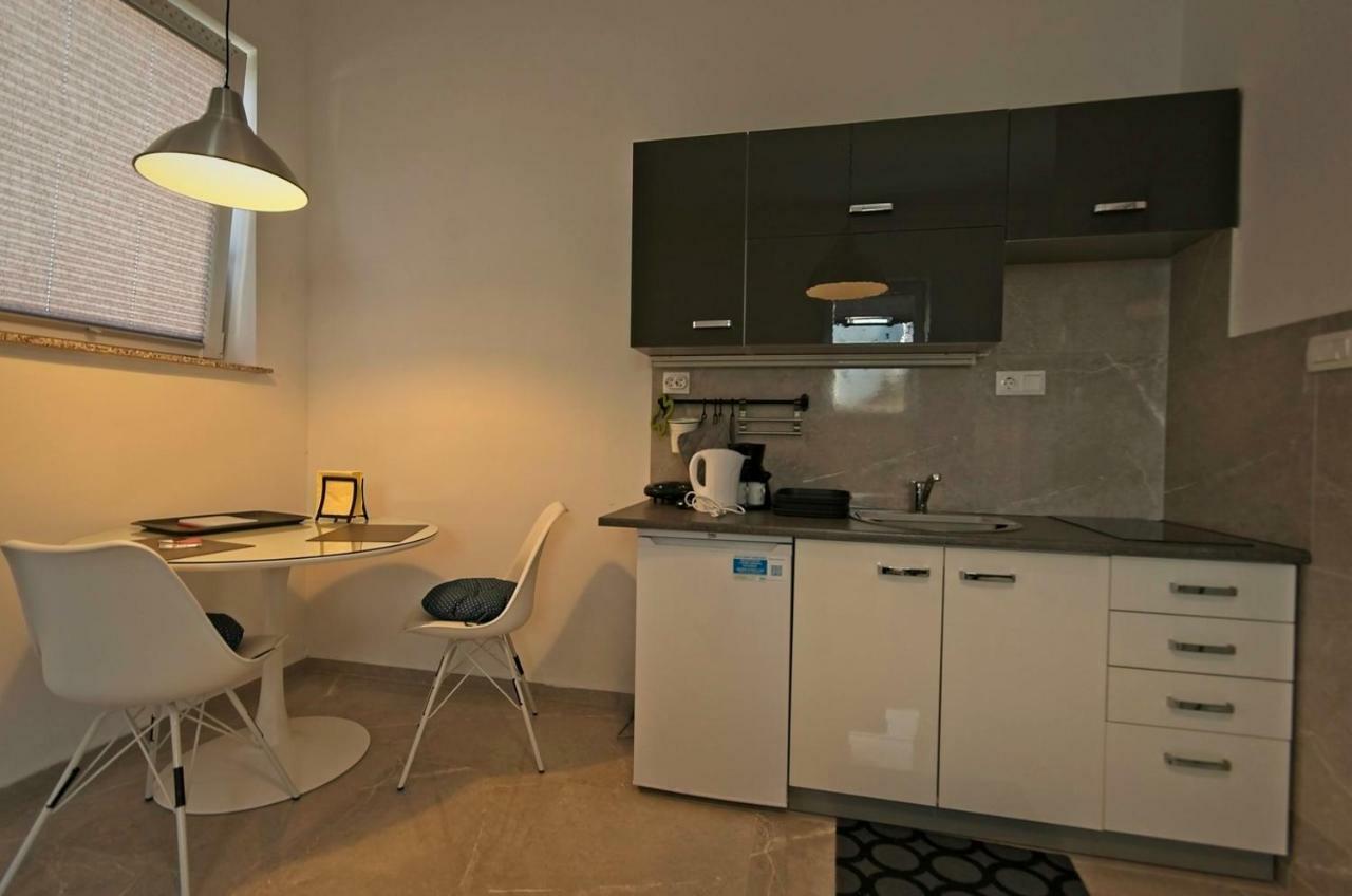 Apartments Drevi Ljubljana Buitenkant foto